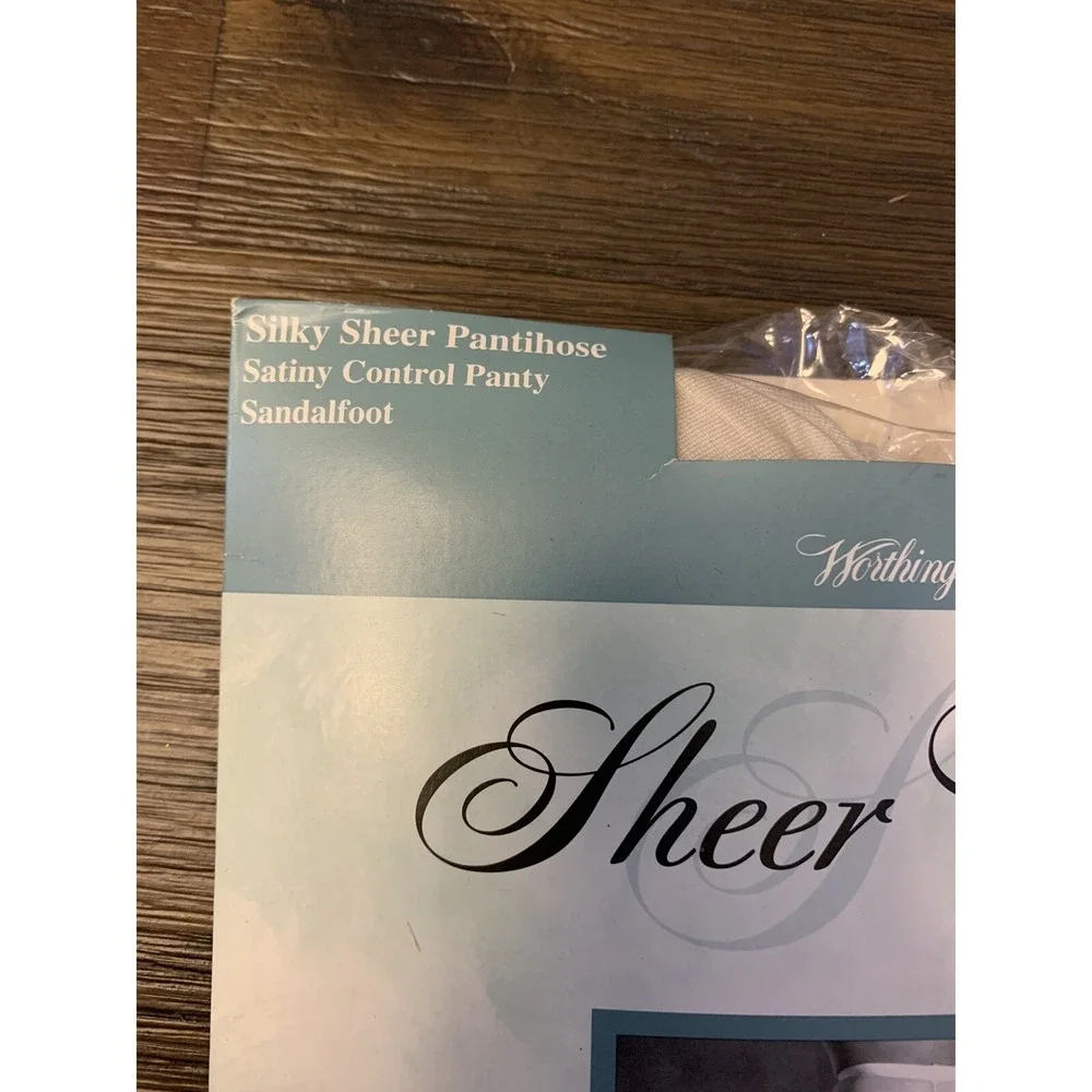 Worthington Bone Sheer Caress Pantyhose Average Size Control Panty Silky Sheer
